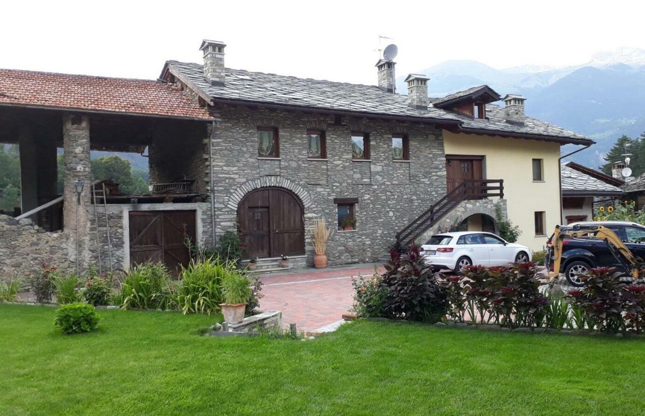 Apartmán Le Coin Cache Introd Exteriér fotografie